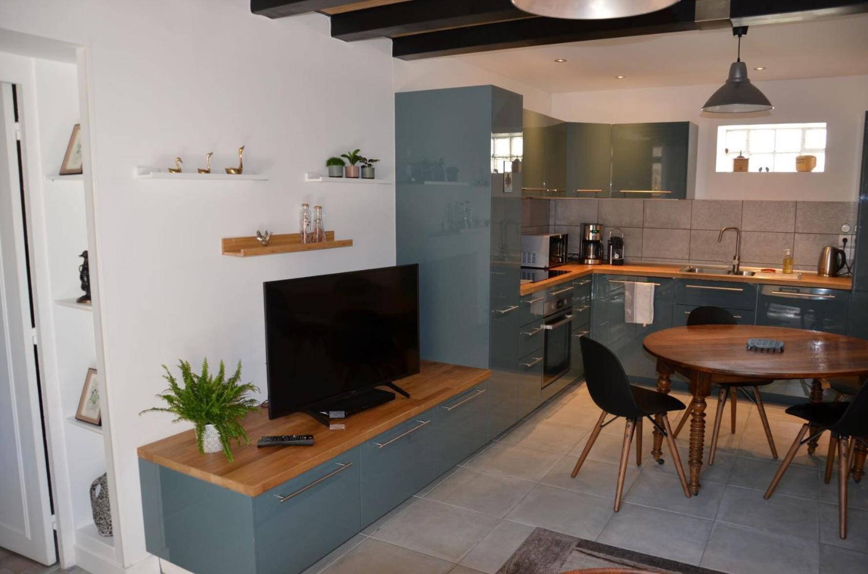 Bleautiful "Alienor" Charmant Appartement Avec Terrasse Fontainebleau Exterior photo